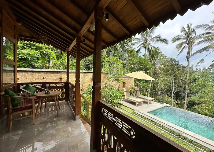 Toya Sutra Villa