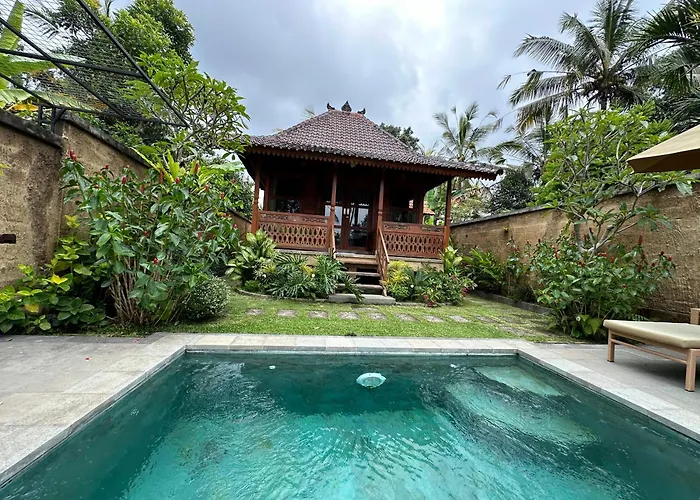 Villa Toya Sutra