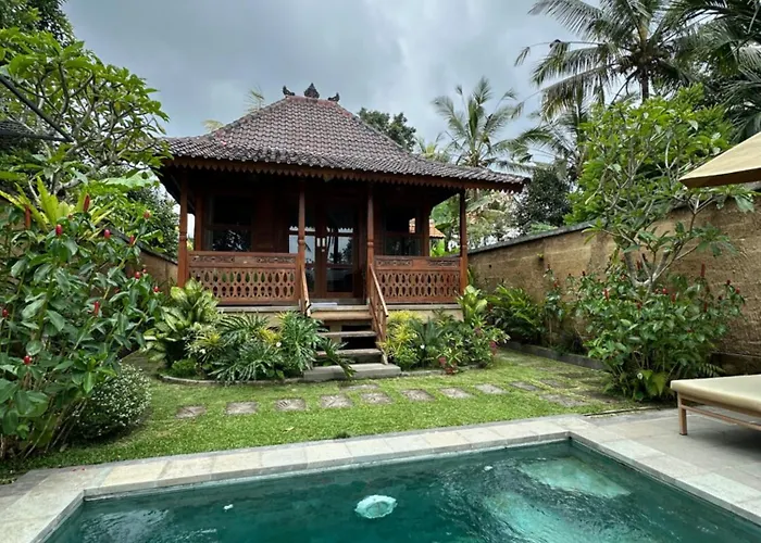 Villa Toya Sutra *